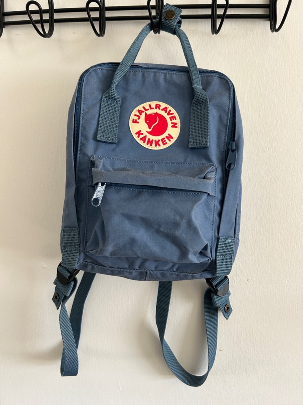 Fjallraven Kanken Mini in ultramarine